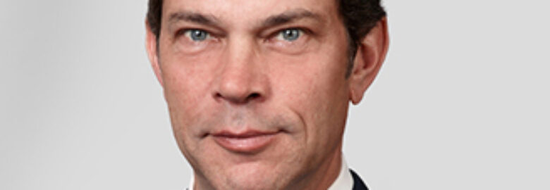 Simon Grégoire , FCIArb