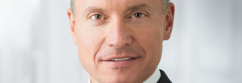 Michael E. Mestinsek , KC