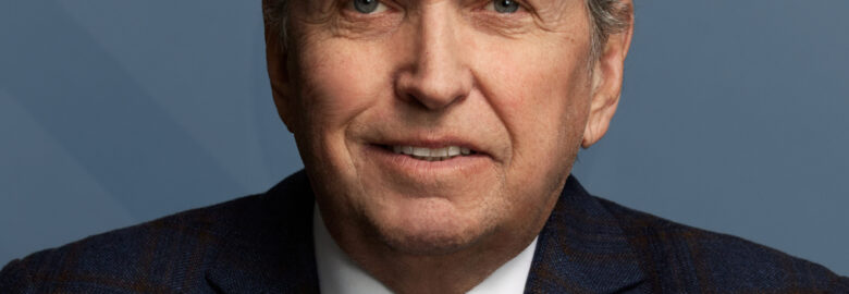 James A. Woods , AdE